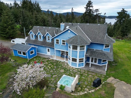 488 Mckercher Rd, Mayne Island, BC 