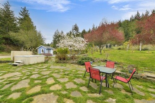 488 Mckercher Rd, Mayne Island, BC 