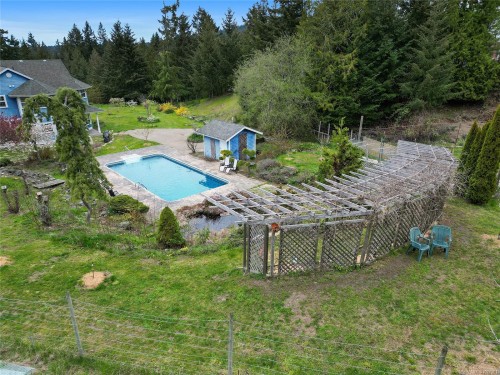 488 Mckercher Rd, Mayne Island, BC 