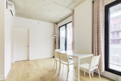 Salon - 