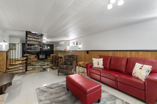 Salle familiale - 6355 Ch. Stage, Stanstead-Est, QC - Indoor Photo Showing Living Room