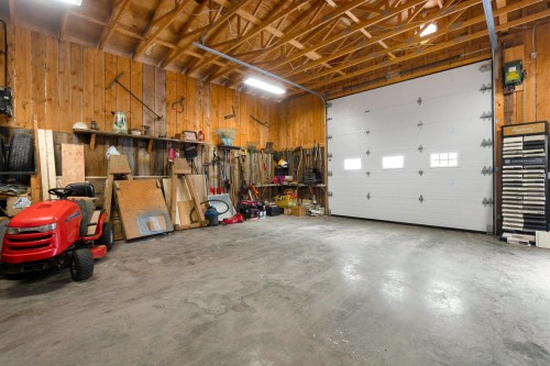 Garage - 6355 Ch. Stage, Stanstead-Est, QC - Indoor Photo Showing Garage