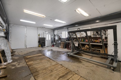 Garage - 6355 Ch. Stage, Stanstead-Est, QC - Indoor Photo Showing Gym Room