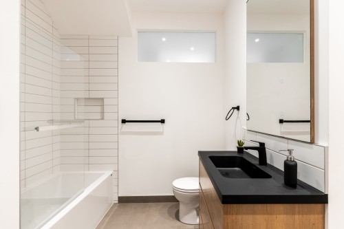 Salle de bains - 210  - 214 1Re Avenue, Montréal (Verdun/Île-Des-Soeurs), QC - Indoor Photo Showing Bathroom
