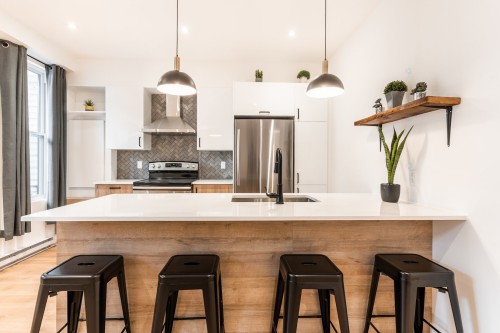 Cuisine - 210  - 214 1Re Avenue, Montréal (Verdun/Île-Des-Soeurs), QC - Indoor Photo Showing Kitchen With Upgraded Kitchen