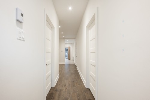 Hall d'entrée/Vestibule - 210  - 214 1Re Avenue, Montréal (Verdun/Île-Des-Soeurs), QC - Indoor Photo Showing Other Room