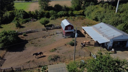 4766 Headquarters Rd, Courtenay, BC 