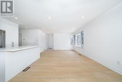 49 AMIENS ROAD  Toronto, ON M1E 3S7