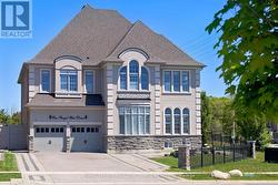 1 ROYAL WEST DRIVE  Brampton, ON L6X 2X3