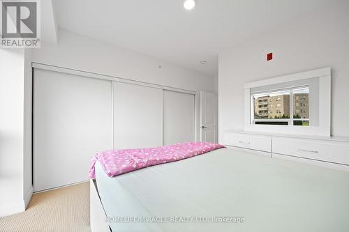 222 - 4040 Upper Middle Road, Burlington, ON - Indoor Photo Showing Bedroom