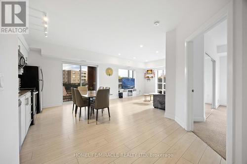 222 - 4040 Upper Middle Road, Burlington, ON - Indoor Photo Showing Other Room