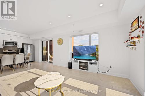 222 - 4040 Upper Middle Road, Burlington, ON - Indoor