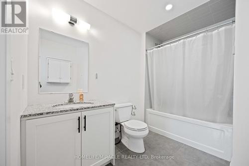 222 - 4040 Upper Middle Road, Burlington, ON - Indoor Photo Showing Bathroom