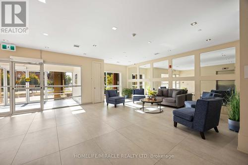 222 - 4040 Upper Middle Road, Burlington, ON - Indoor