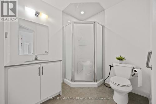 222 - 4040 Upper Middle Road, Burlington, ON - Indoor Photo Showing Bathroom