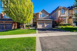 1388 PINERY CRESCENT  Oakville, ON L6H 7J7