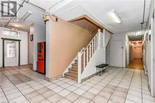 20 Elliott Street, Cambridge, ON - Indoor Photo Showing Other Room