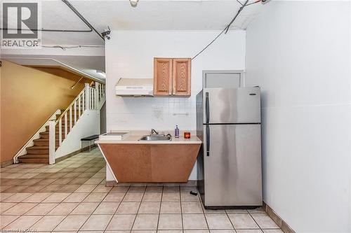 20 Elliott Street, Cambridge, ON - Indoor