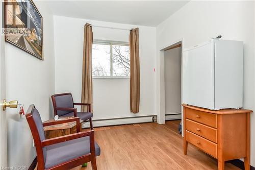 20 Elliott Street, Cambridge, ON - Indoor