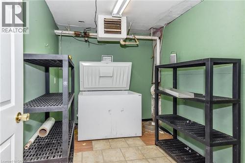 20 Elliott Street, Cambridge, ON - Indoor