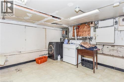 20 Elliott Street, Cambridge, ON - Indoor Photo Showing Laundry Room