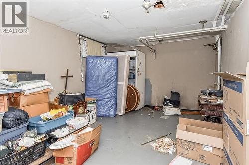 20 Elliott Street, Cambridge, ON - Indoor Photo Showing Garage