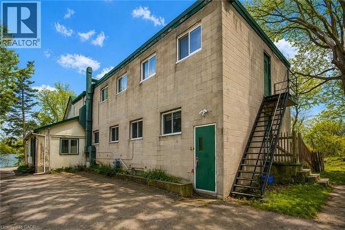 20 Elliott Street, Cambridge, ON - Outdoor