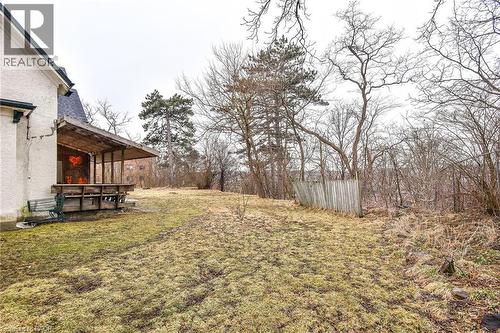 20 Elliott Street, Cambridge, ON - Outdoor