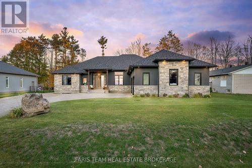 7 Reynolds Road, Tiny, ON - Outdoor