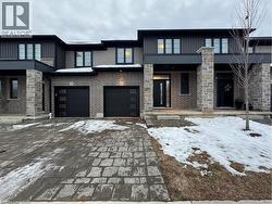 3025 DOYLE Drive Unit# 26  London, ON N6M 0H2