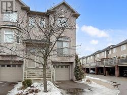 115 PIGGOTT MEWS DRIVE  Toronto, ON M9N 0A4
