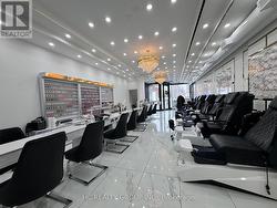 523 EGLINGTON AVENUE  Toronto, ON M5N 1B1