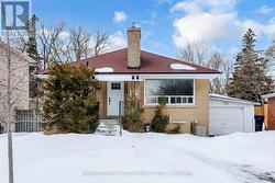 22 CANHAM CRESCENT  Toronto, ON M1S 2H6