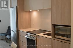 201 - 70 ANNIE CRAIG DRIVE  Toronto, ON M8V 0C4