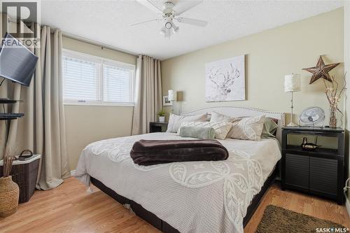 39 Bedford Crescent, Regina, SK - Indoor Photo Showing Bedroom