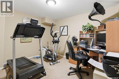 39 Bedford Crescent, Regina, SK - Indoor Photo Showing Gym Room
