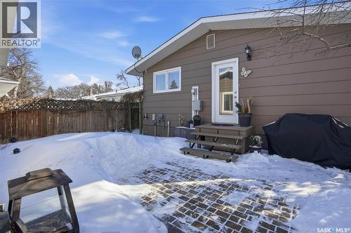 39 Bedford Crescent, Regina, SK - Outdoor With Deck Patio Veranda
