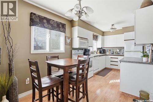 39 Bedford Crescent, Regina, SK - Indoor