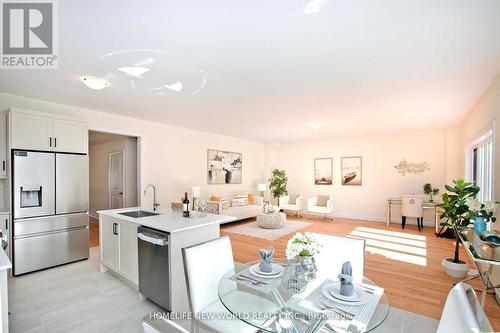 240 Seguin Street N, Richmond Hill, ON - Indoor
