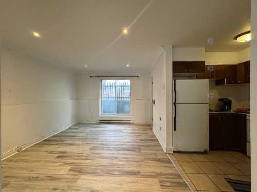 Cuisine - 4-917 Rue Front, Longueuil (Le Vieux-Longueuil), QC - Indoor Photo Showing Kitchen