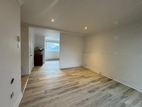 Salon - 4-917 Rue Front, Longueuil (Le Vieux-Longueuil), QC - Indoor Photo Showing Other Room