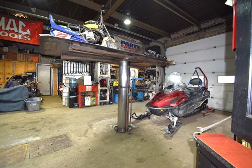 Atelier - 940 Boul. De La Salette, Saint-Jérôme, QC - Indoor Photo Showing Garage