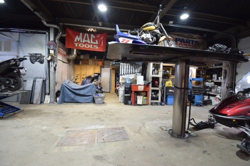 Atelier - 940 Boul. De La Salette, Saint-Jérôme, QC - Indoor Photo Showing Garage