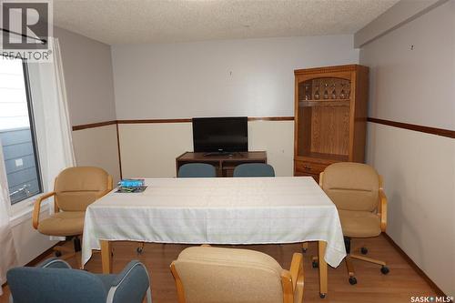 46 Rogers Place, Regina, SK - Indoor Photo Showing Dining Room