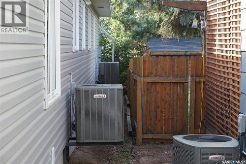 46 Rogers Place, Regina, SK - Outdoor With Exterior