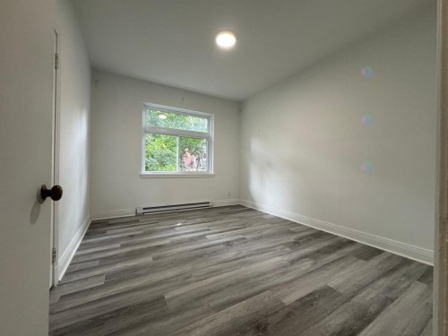 Bedroom - 4996 Rue Fulton, Montréal (Côte-Des-Neiges/Notre-Dame-De-Grâce), QC - Indoor Photo Showing Other Room