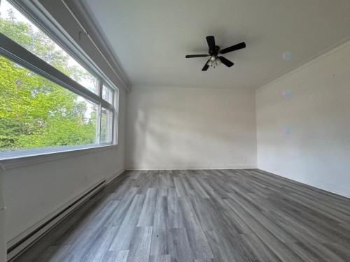 Living Room - 4996 Rue Fulton, Montréal (Côte-Des-Neiges/Notre-Dame-De-Grâce), QC - Indoor Photo Showing Other Room