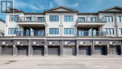 208 MATAWIN LANE  Richmond Hill, ON L4B 1P4