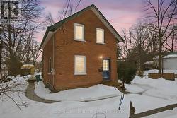 607 ARMOUR ROAD  Peterborough (Ashburnham Ward 4), ON K9H 1Z3