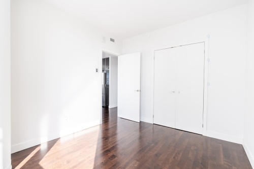 Bedroom - 2706-495 Av. Viger O., Montréal (Ville-Marie), QC - Indoor Photo Showing Other Room